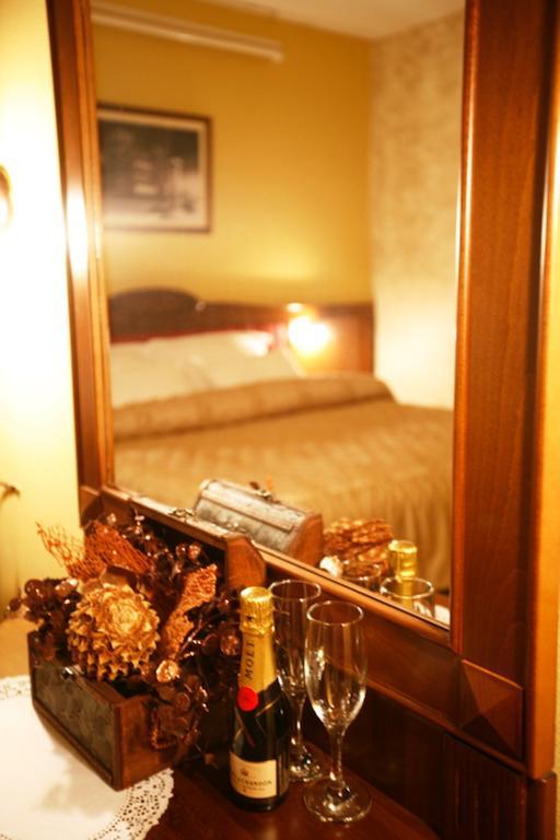 Manjez Centar Hotell Beograd Rom bilde