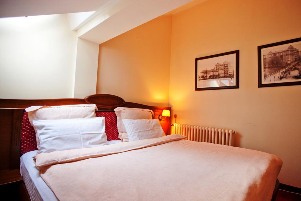 Manjez Centar Hotell Beograd Rom bilde