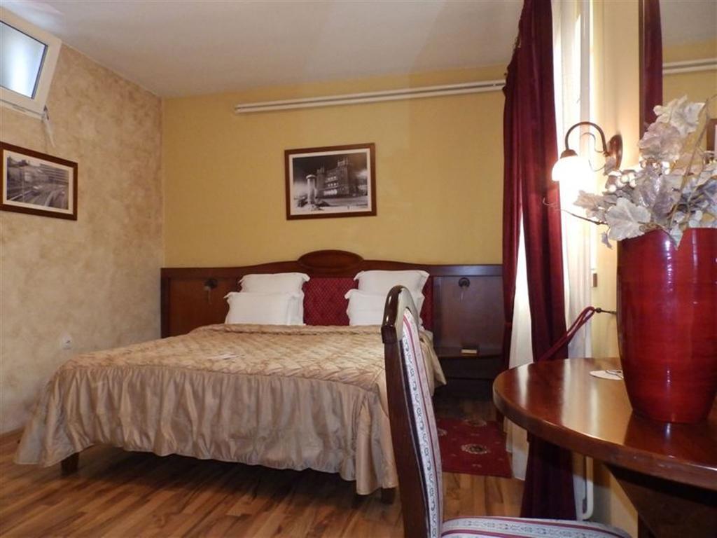 Manjez Centar Hotell Beograd Eksteriør bilde